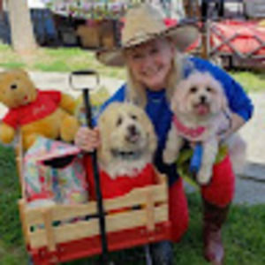 Meet your Posher, Mae